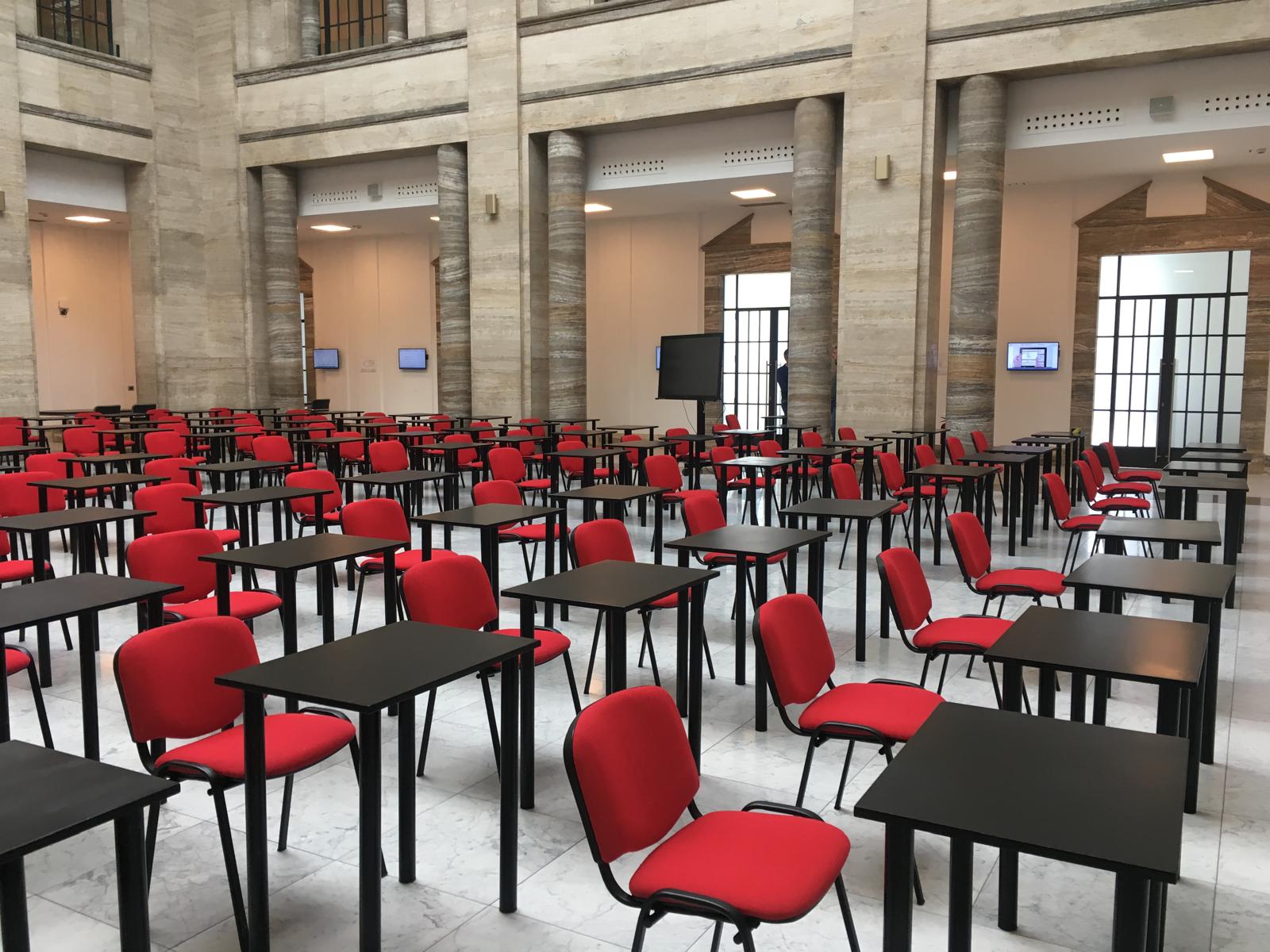 Noleggio sedie per concorsi pubblici