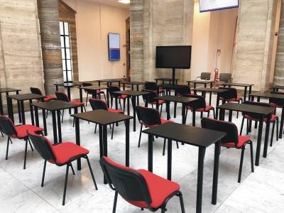 Noleggio tavoli per concorso pubblico