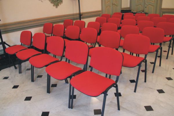 Noleggio sedie per conferenze