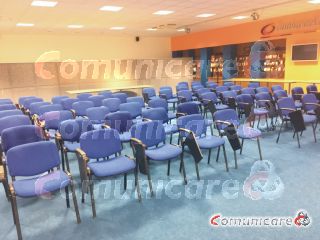 Noleggio sedie con ribaltina per conferenze - Comune di Chiavari